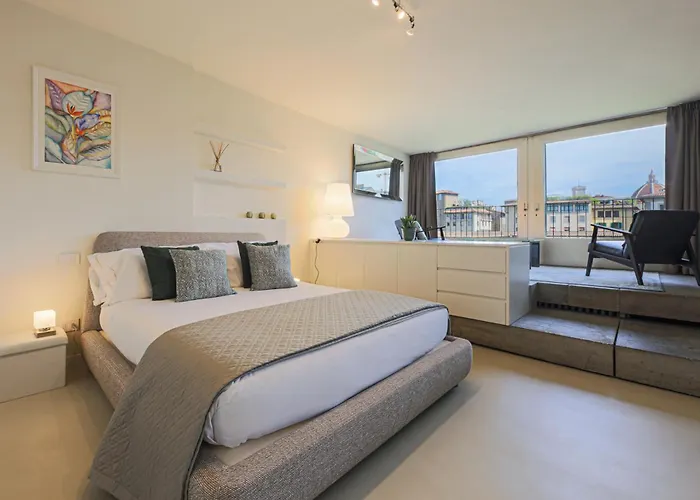 Apartments Florence- Vasari Luxury With View