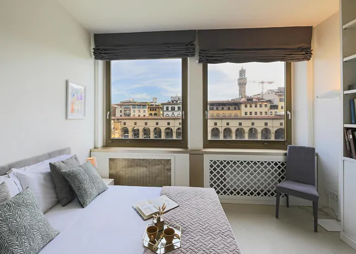 Apartments Florence- Vasari Luxury With View